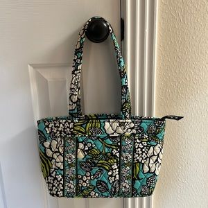 Vera Bradley Tote Bag Purse aqua white black print with pockets and zip closure